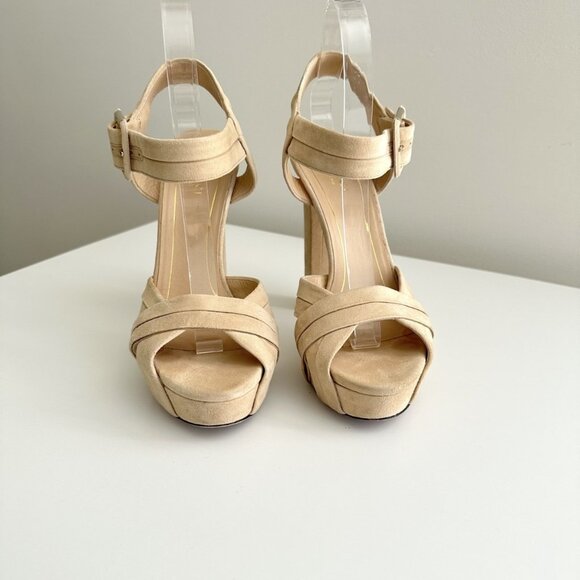 GUCCI Nude Suede Ankle Strap Chunky Heel Platform Sandals Size 38 (US 8) - Picture 2 of 14